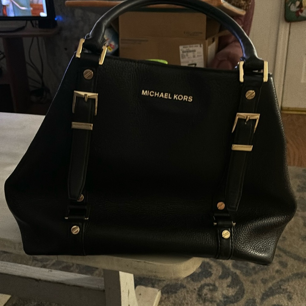 Michael Kors had bag